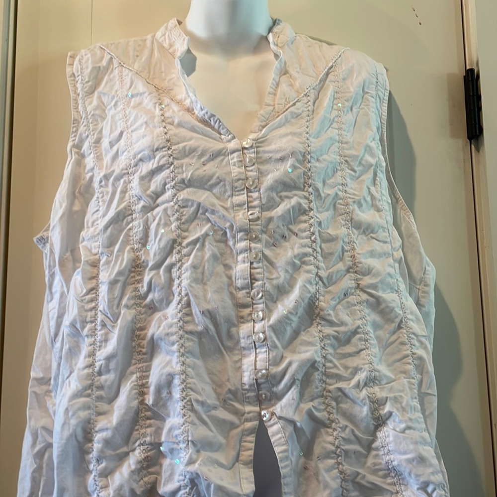 Women’s White Tank Top